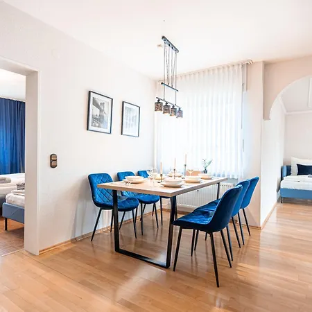 Lionapartments #2 *